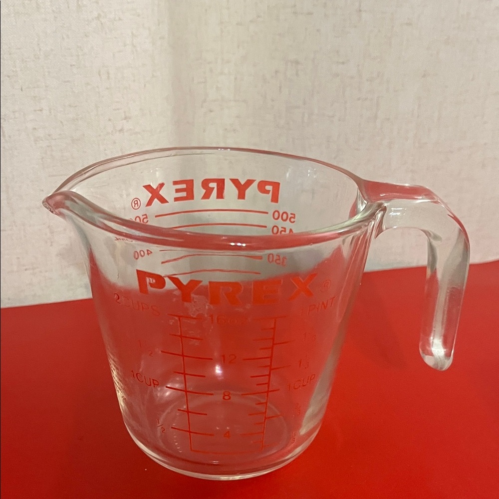 PYREX Glass Measuring Cup 2 CUP 16 OZ